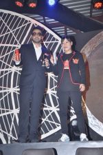 Mary Kom and Raj Kundra launch SFL perfume in Andheri, Mumbai on 4th Dec 2012 (16).JPG